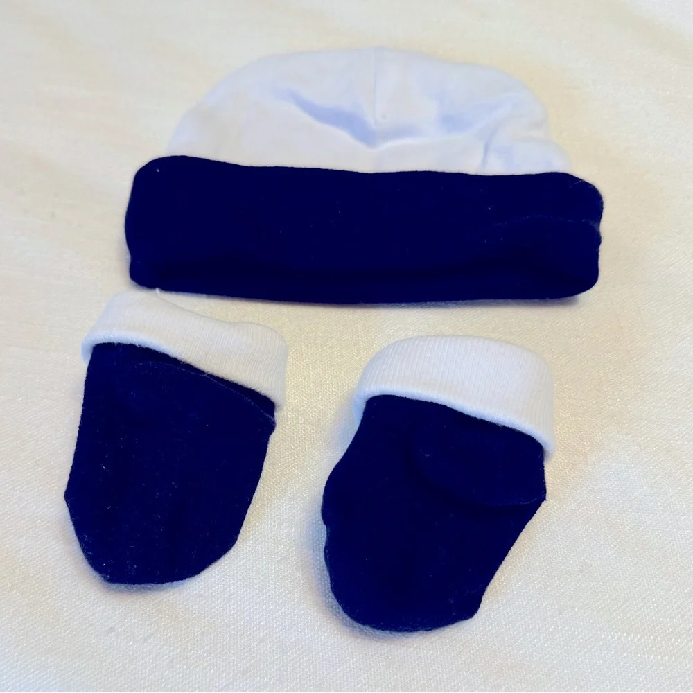 Puma | NWOT Baby Beanie and Matching Booties | 0-3 months
